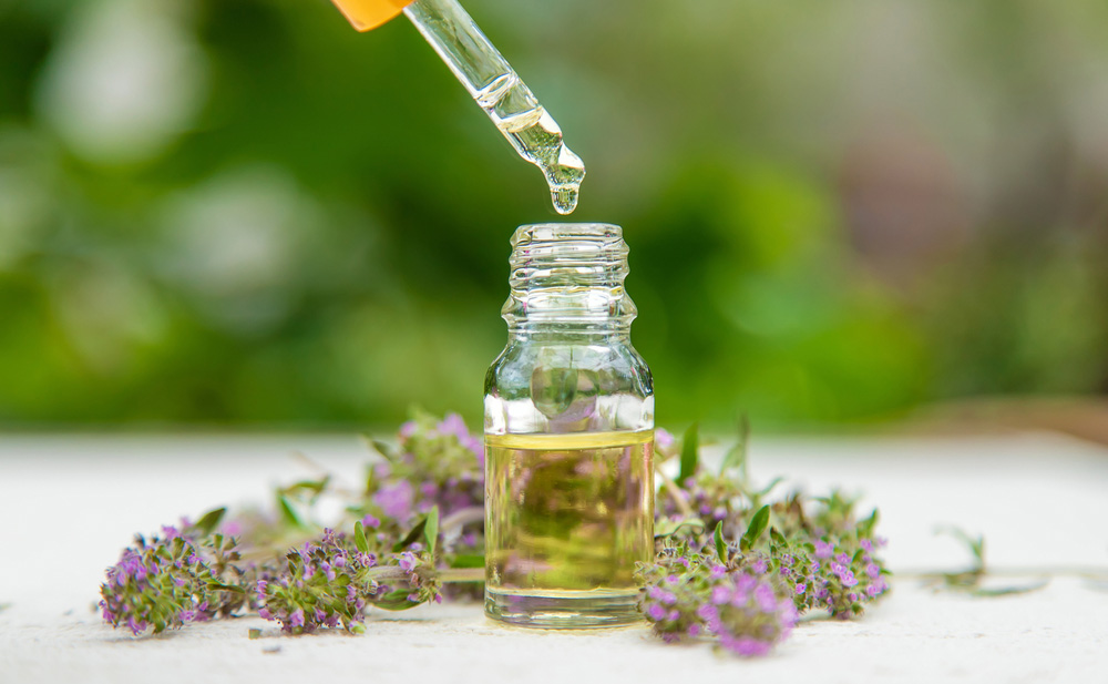 natural antibiotic thyme oil